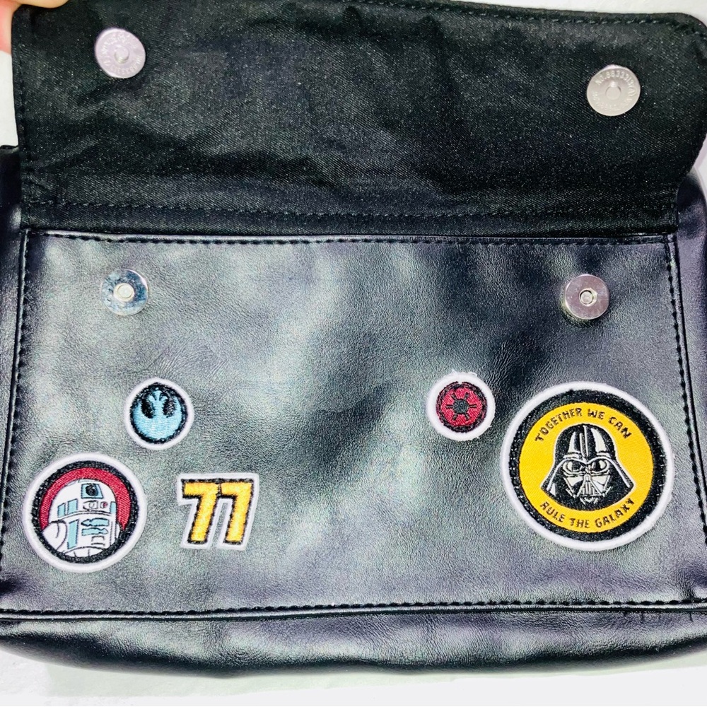Disney Parks Star Wars Darth Vader Galaxys Edge Crossbody Bag Fanny Pack Patches - Picture 2 of 8